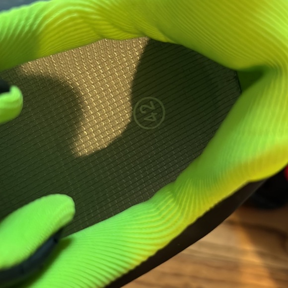 Speed Cycling shoes - Picture 4 of 4